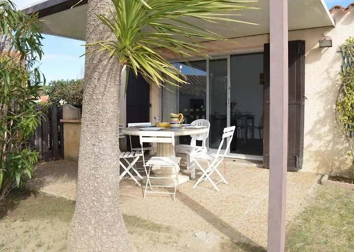 Jolie Maison Avec Piscine Collectif St Cyprien Sc380-103 Villa *